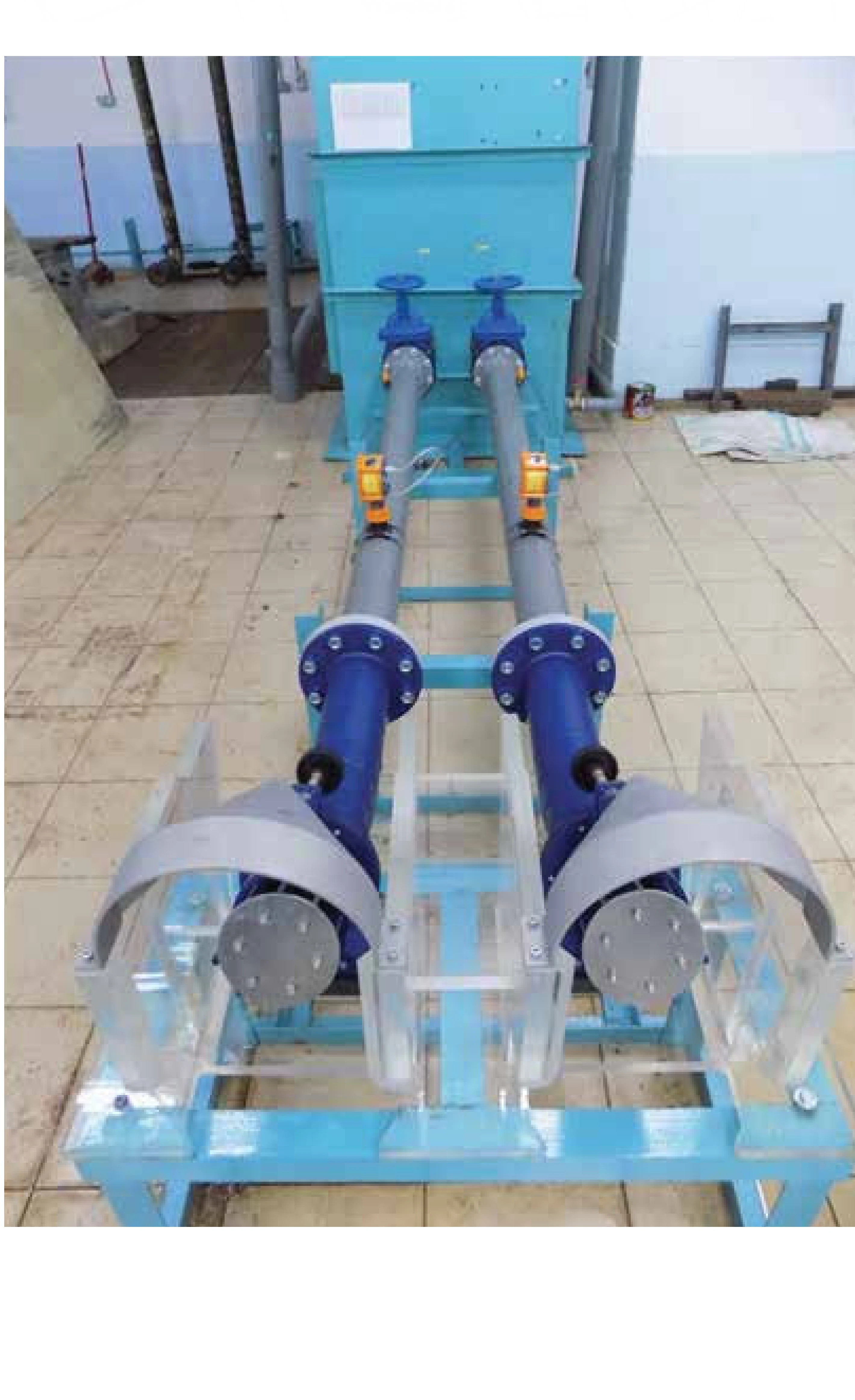 Dam outlet structure physical model
